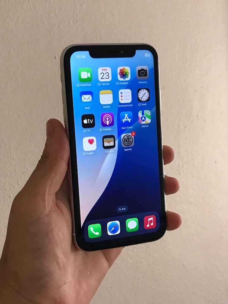 İPhone 11 64 GB - 2