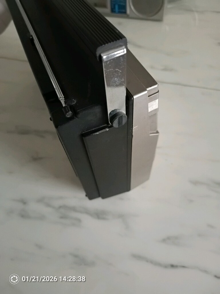 Toshiba portatif kasetçalar ( boombox tadında) - 5