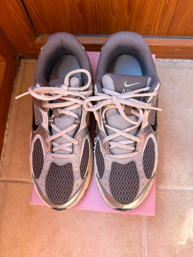 Nike V5 RNR Spor Ayakkabı - 2