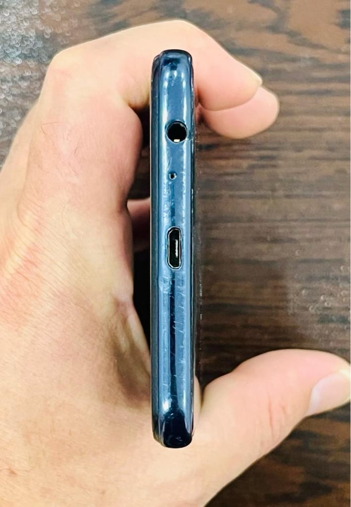 SAMSUNG j 4 PLUS 16 Gb - 5