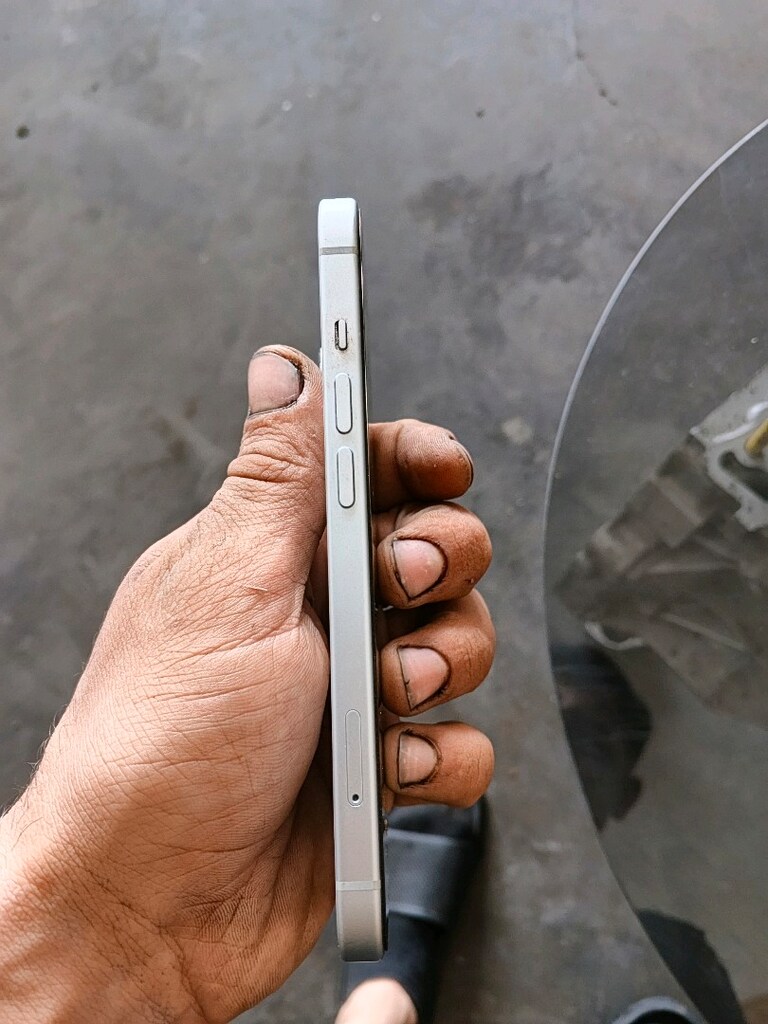 Iphone 15 - 3