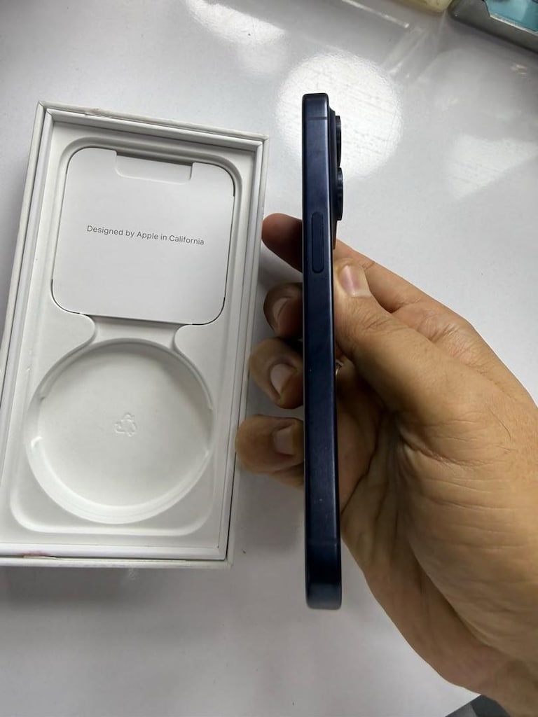 İPHONE 15 PRO 512 GB - 2