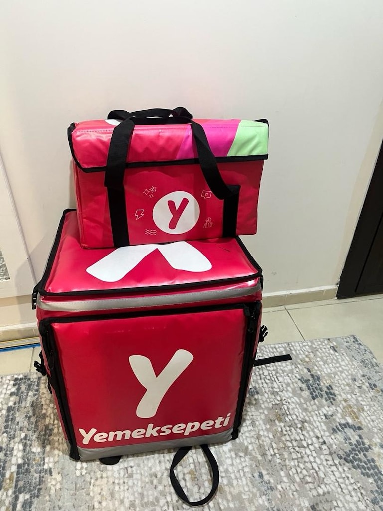 Yemeksepeti çanta