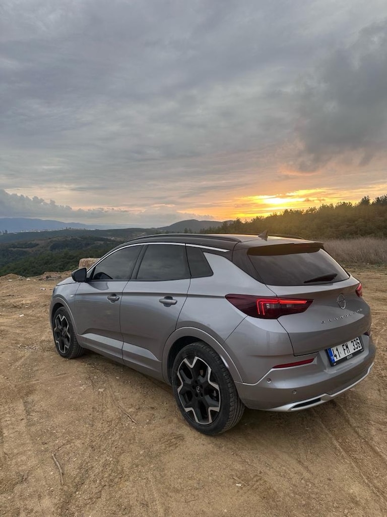 OPEL GRANDLAND 2022 1.5D ULTIMATE - 9