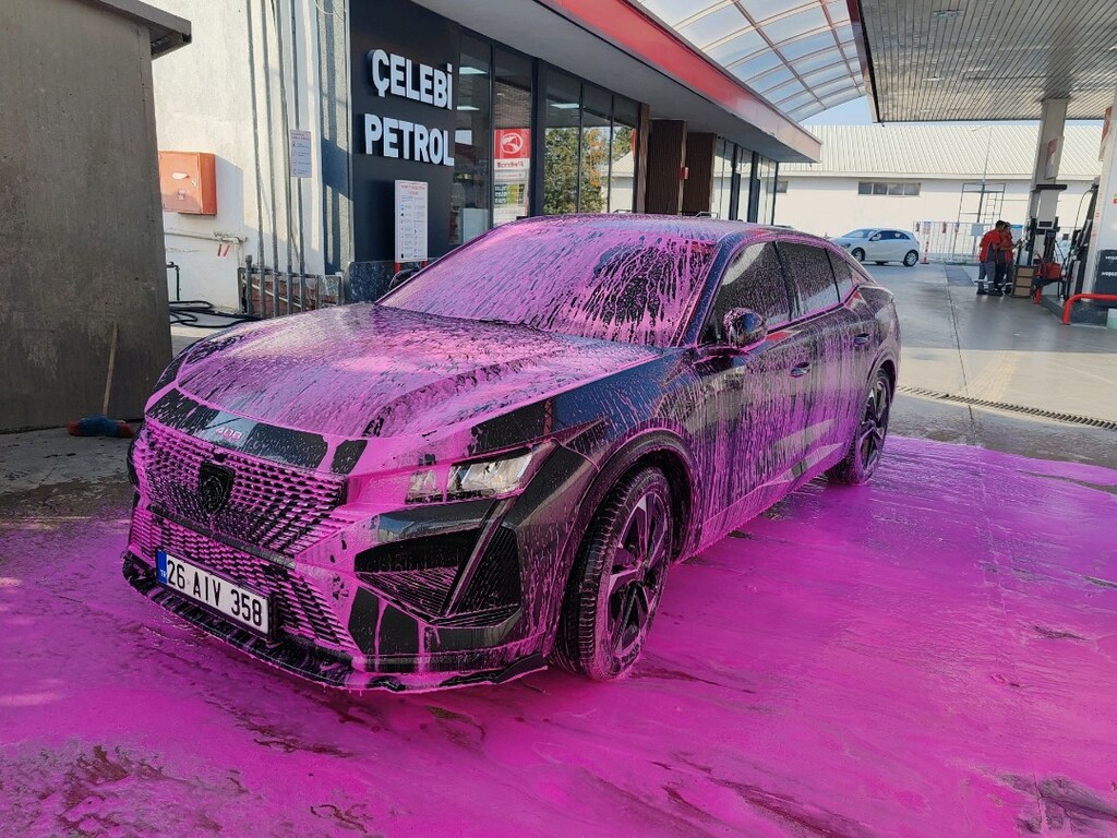 Peugeot 408 - 19