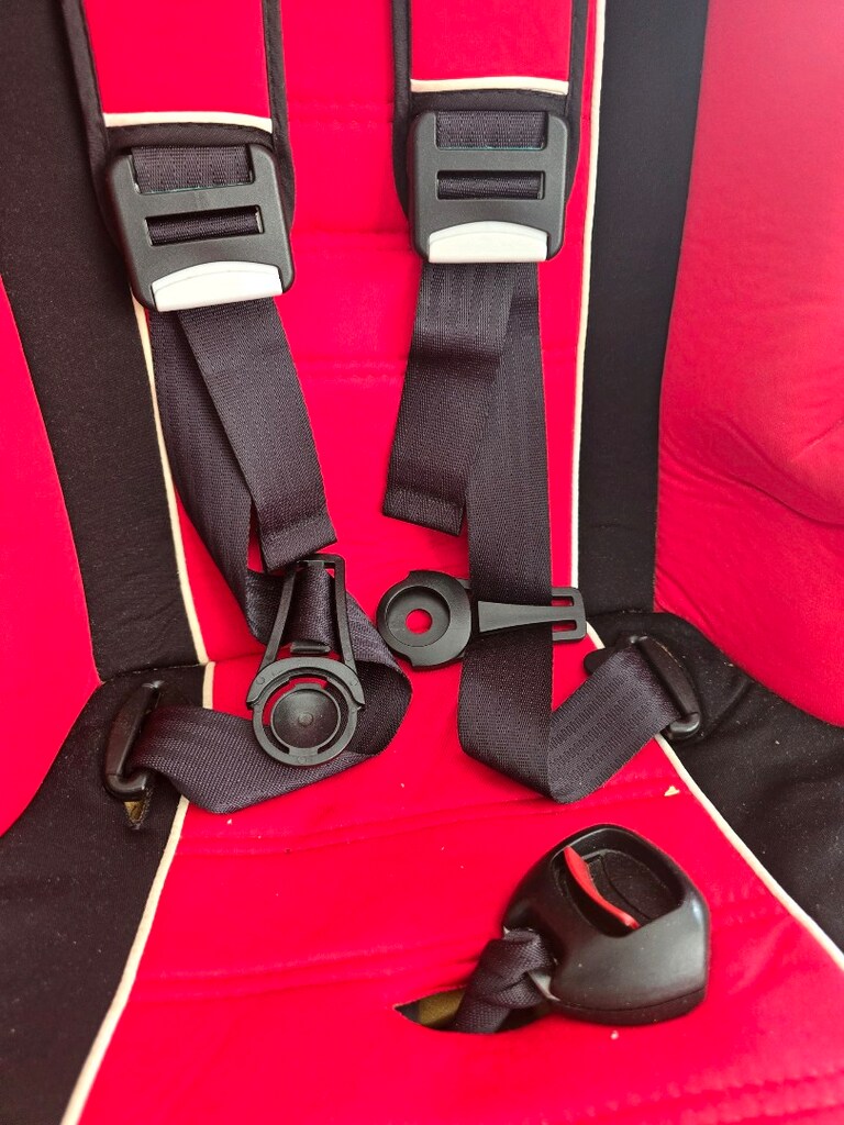 FERRARİ ÇOCUK OTO KOLTUĞU - 6