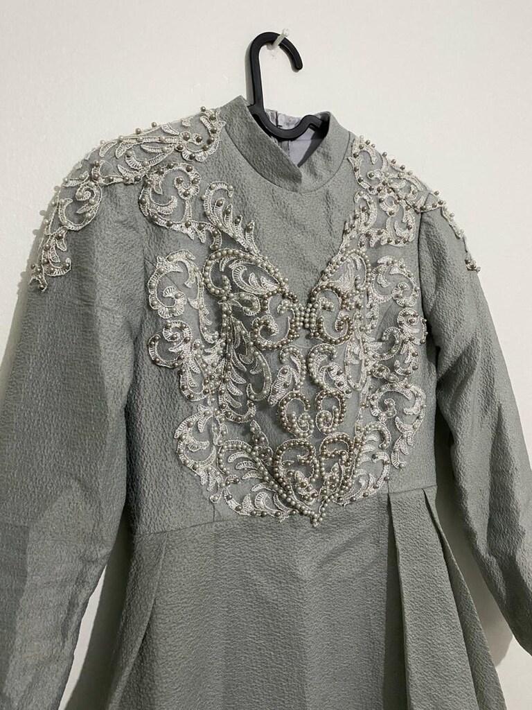 Taşlı Gri Elbise - 3