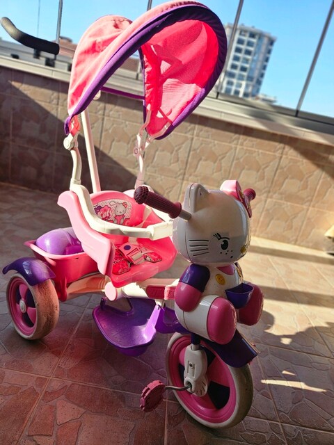 Hello Kitty 3 Tekerlekli Ebeveyn Kontrollü Bisiklet