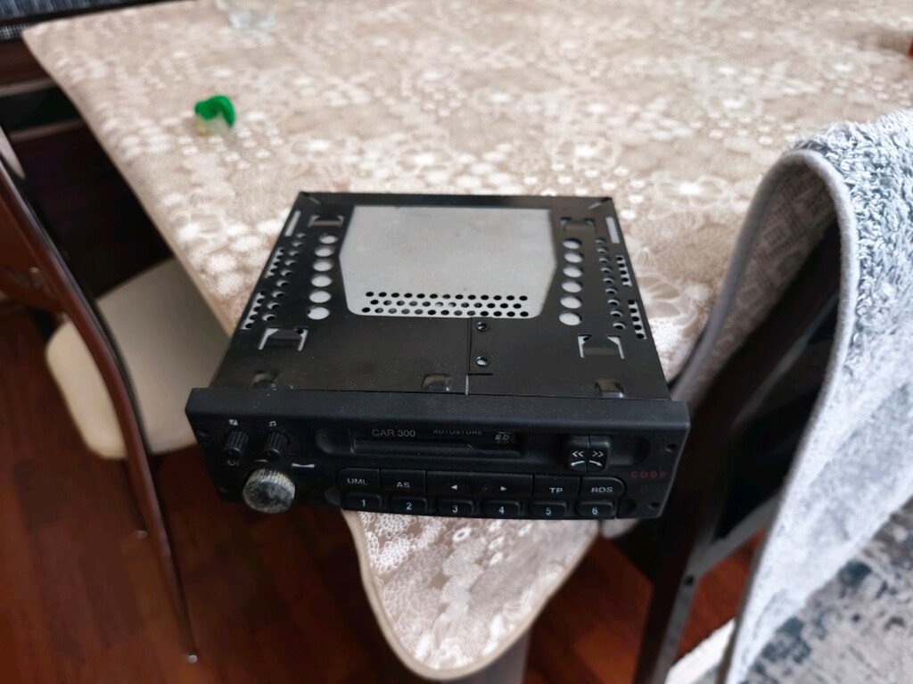 blaupunkt car 300 oto teyp - 3