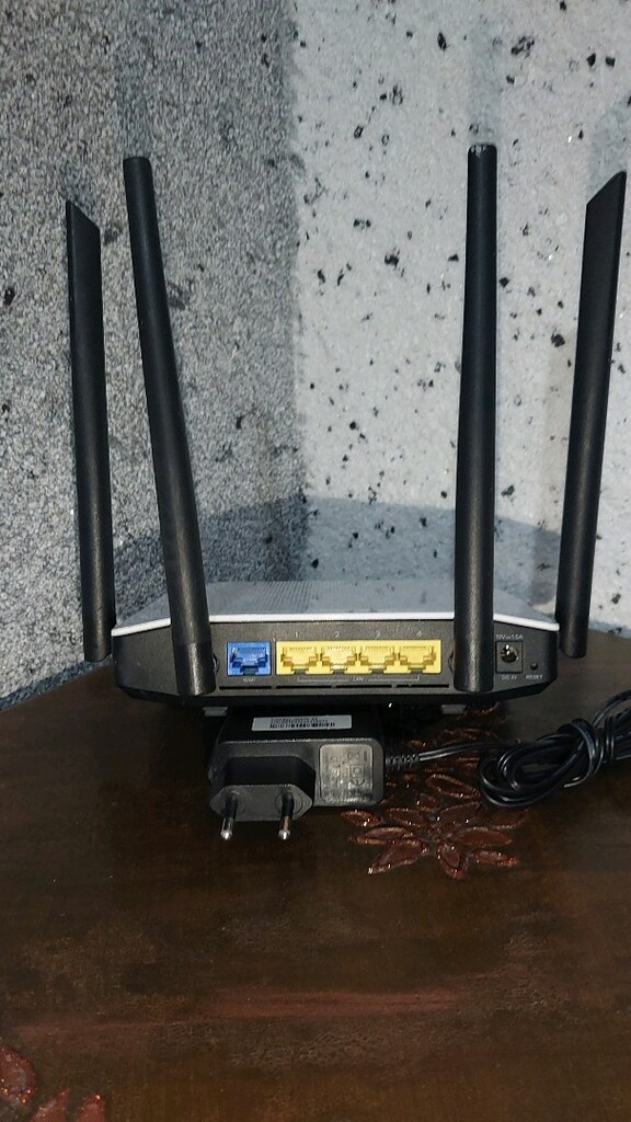 ZYXEL NBG6615 ROUTER SİNYAL GÜCLENDİRİCİ MODEM - 2