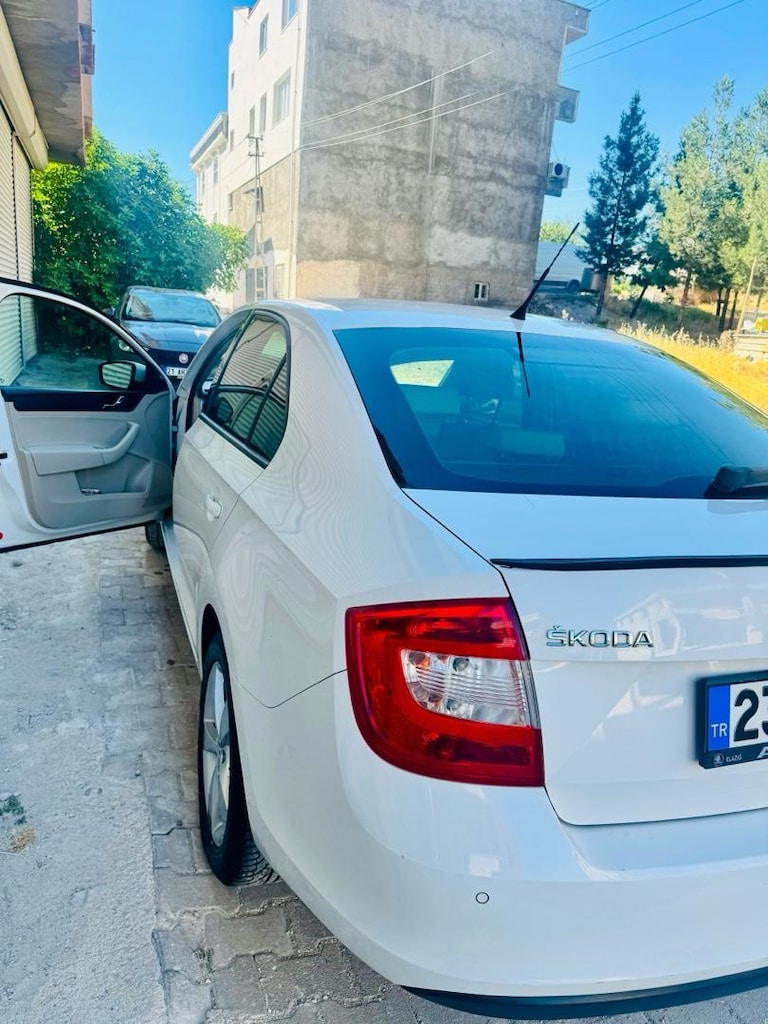 Skoda rapid - 5