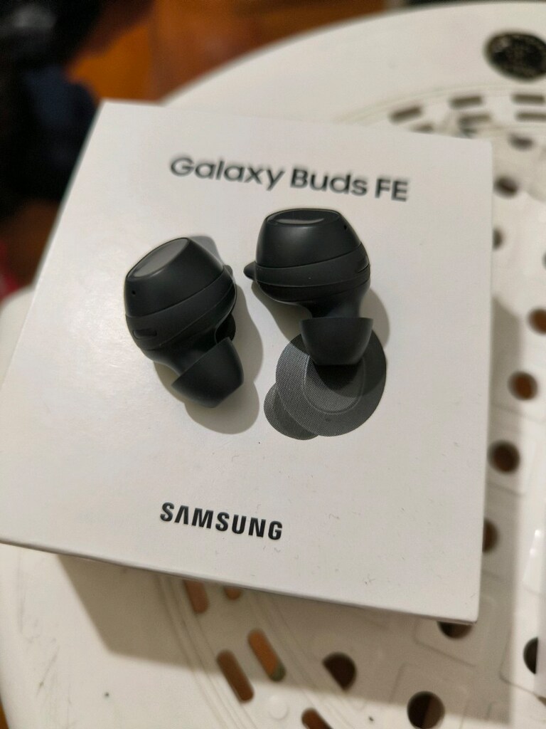 Samsung buds fe kulaklık - 5