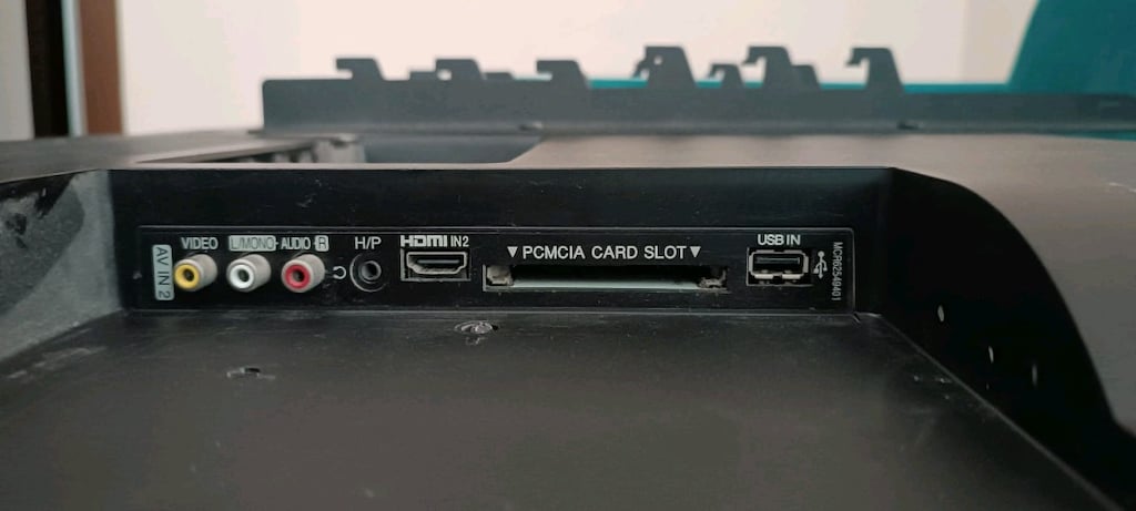 LCD tv - 6