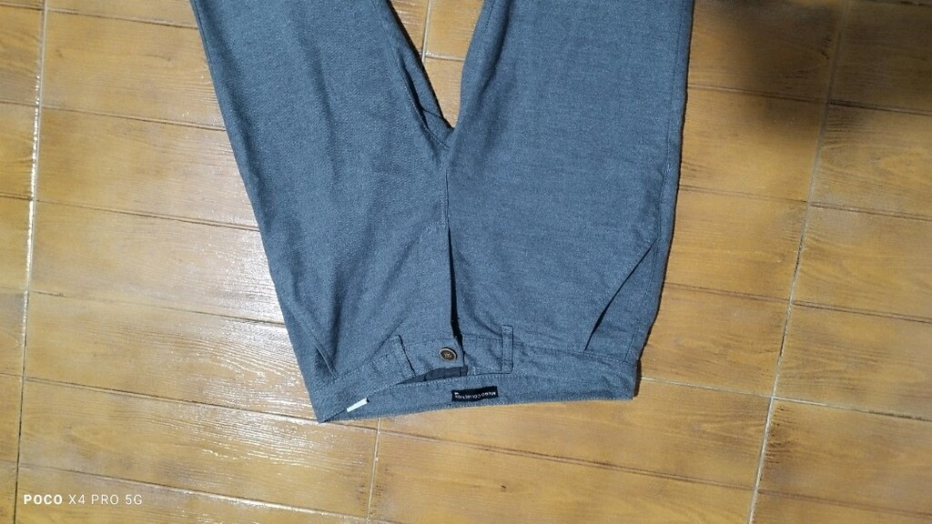 #Mudo ünlü marka slim fit dokuma pantolon..Paçada 4 cmlik açma payı