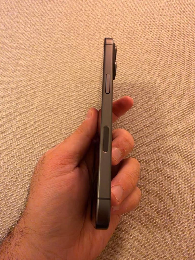 iPhone 17 - Siyah - 3