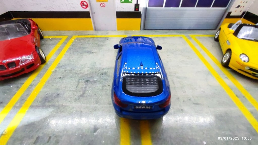 BMW X6 SUV modeli metal diecast oyuncak araba - 3