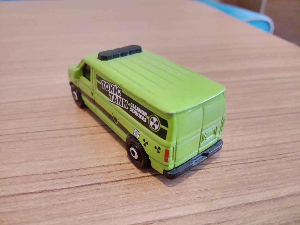 Matcbox lisanslı Ford Panelvan marka metal minübüs - 3