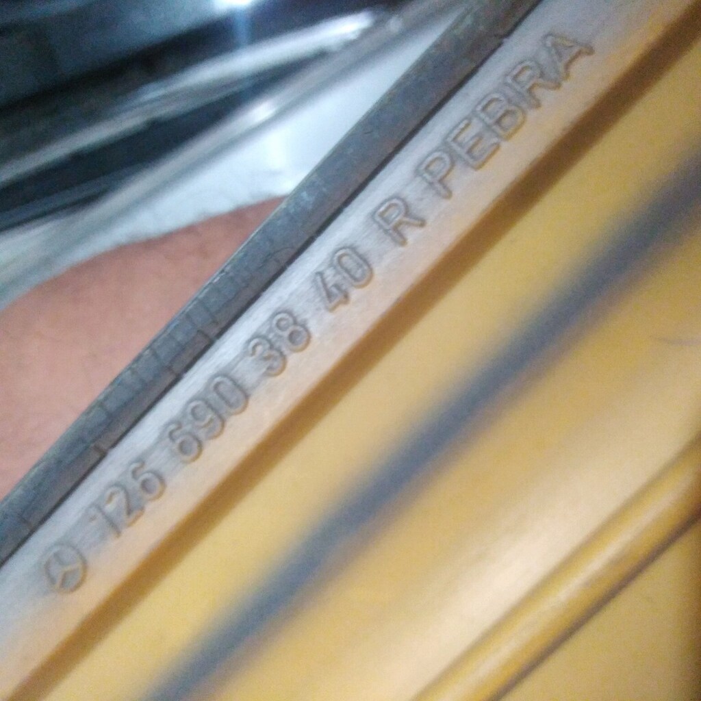 MERCEDES W126 KAPI KAPLAMA ÇITA BANT SAĞ ÖN - 2