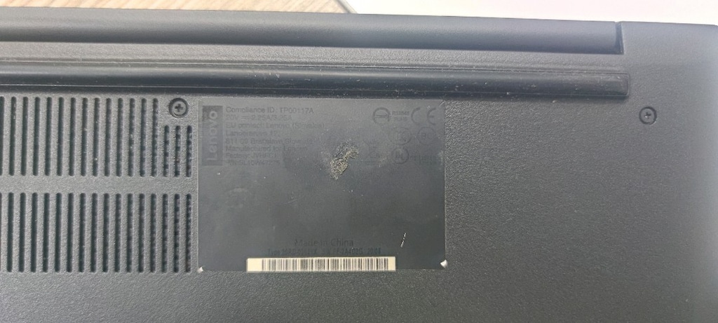 Lenova Thinkpad E15 - 7