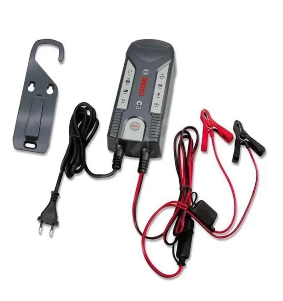 Üniversal Akü Şarj Aleti C^^14,7 v 3.8 a Bosch marka - 2