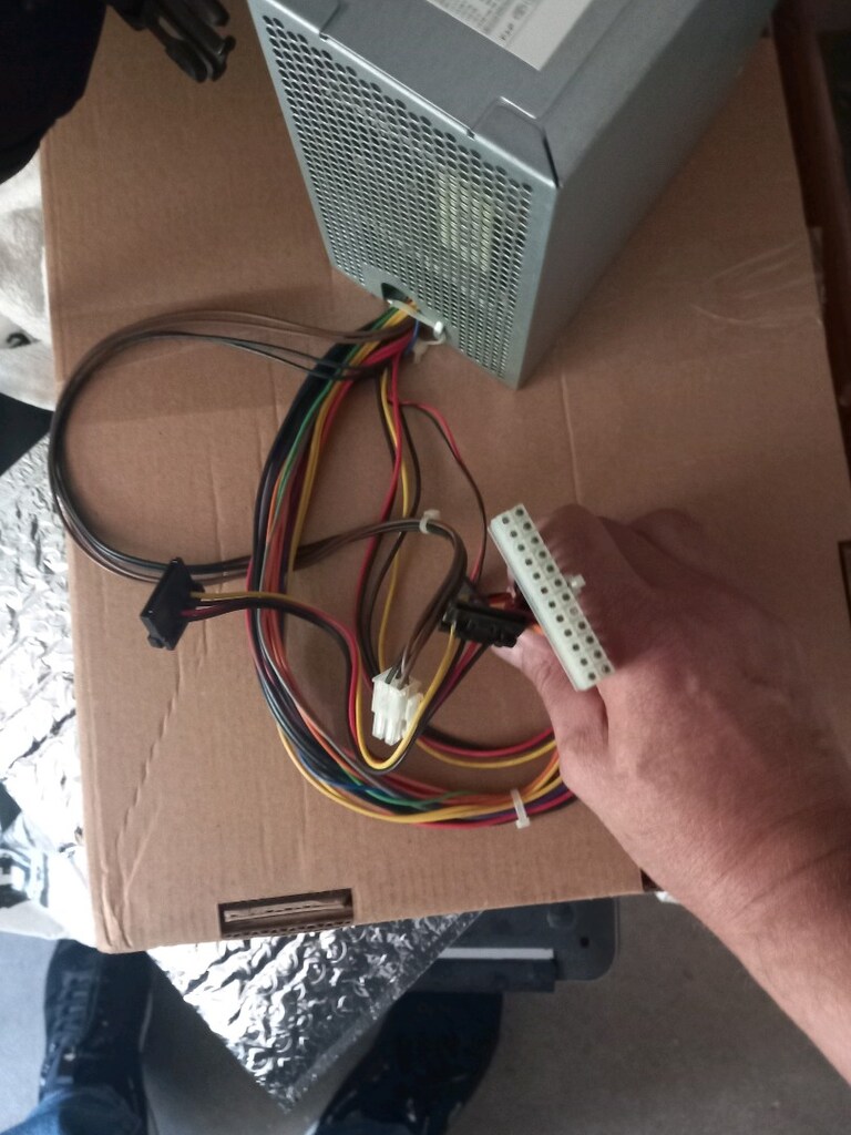 Hp 300w power masaüstü pc güç kaynagı - 2