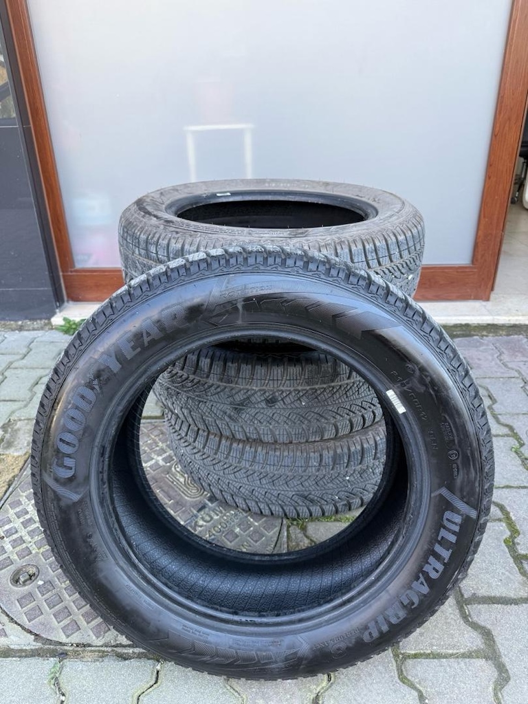 2026 TARİHLİ GOODYEAR ULTRAGRİP 215/60R17 KIŞLIK LASTİK
