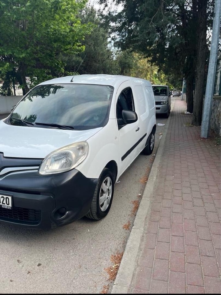 2017 KANGOO MAXİ 1.5 dCi | 217 BİN KM | %20 FATURALI | MOTOR YÜRÜR K - 8