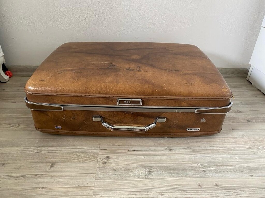 american tourister bavul - 2