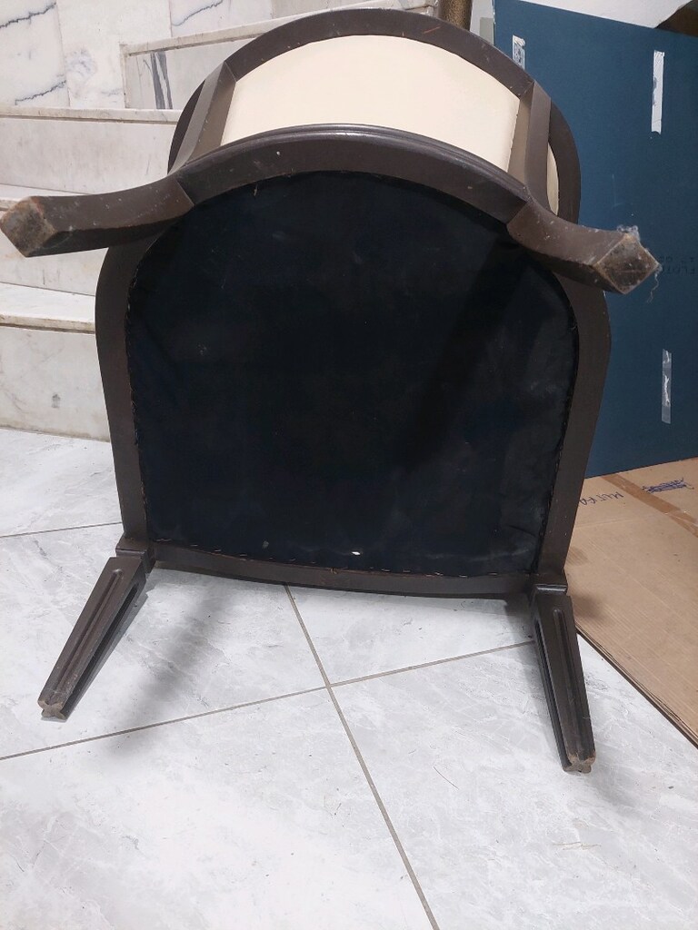 Tekli berjer. Deri kaplama. Ölçüleri resimde var. - 9