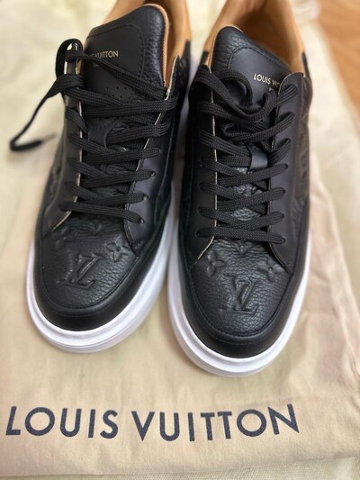 Louis Vuitton Siyah Monogramlı Sneaker.