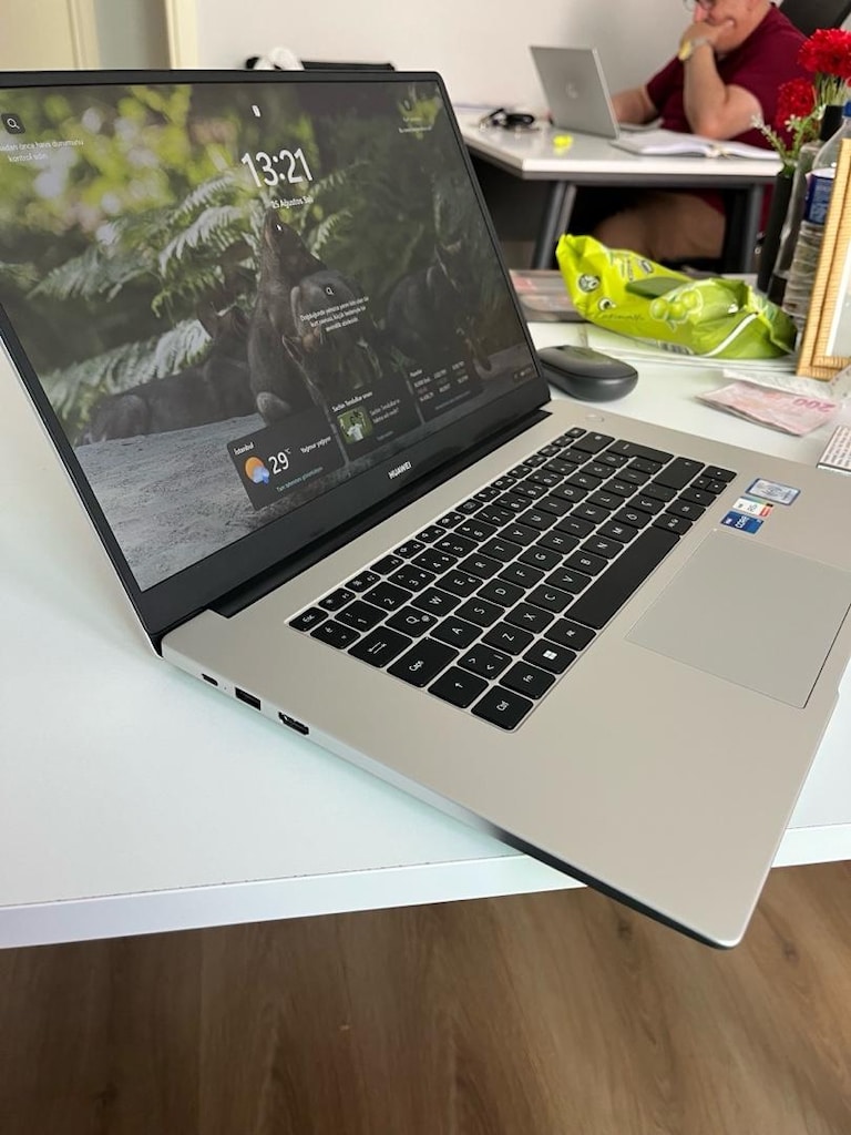 HUAWEİ MATEBOOK D15 - 3