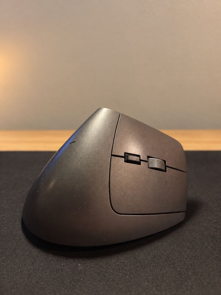 Pusat Ergo Wireless Dikey Ergonomik Mouse - 12