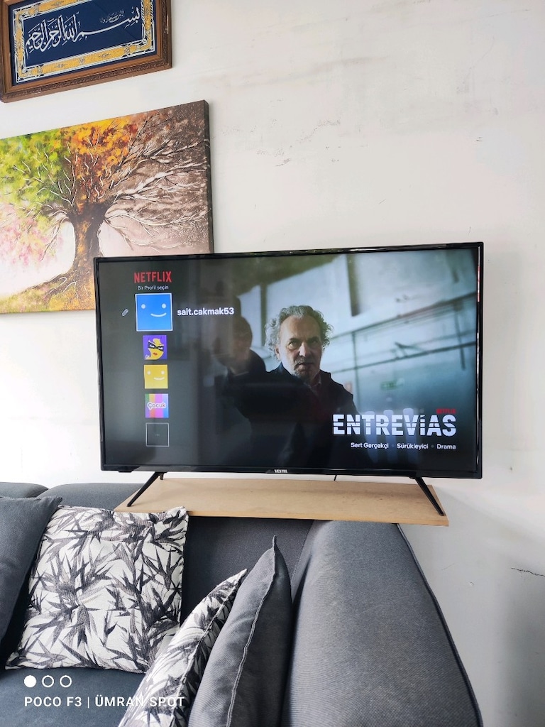 2.EL TELEVİZYON Vestel 43U9500 43" (108 Ekran) 4K Ultra HD Smart LED - 8