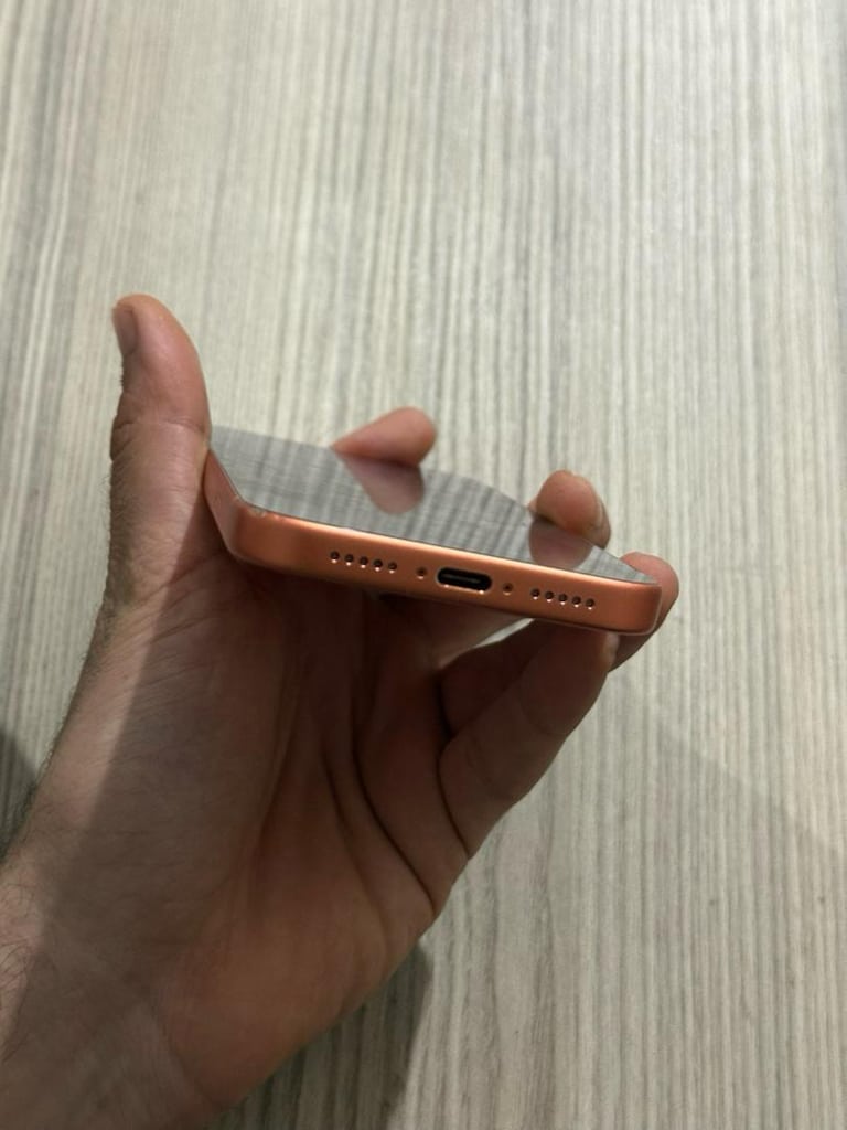 İPHONE 17 PRO 256 GB - 4