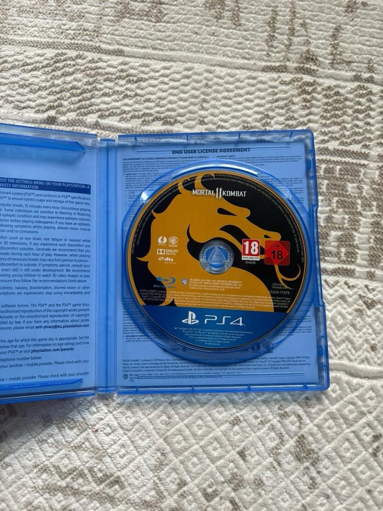 Mortal Kombat 11 PS4 - 2