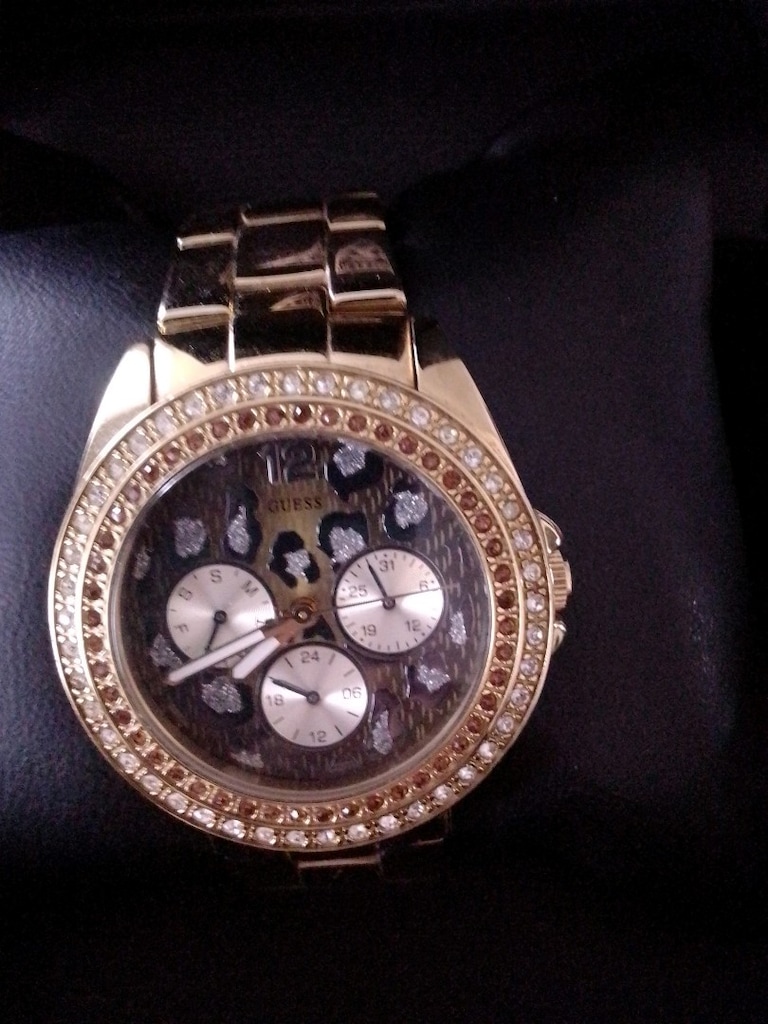 GUESS ORİJİNAL SWAROVSKİ TAŞLI KAPLAN MODELİ BAYAN SAAT. - 2