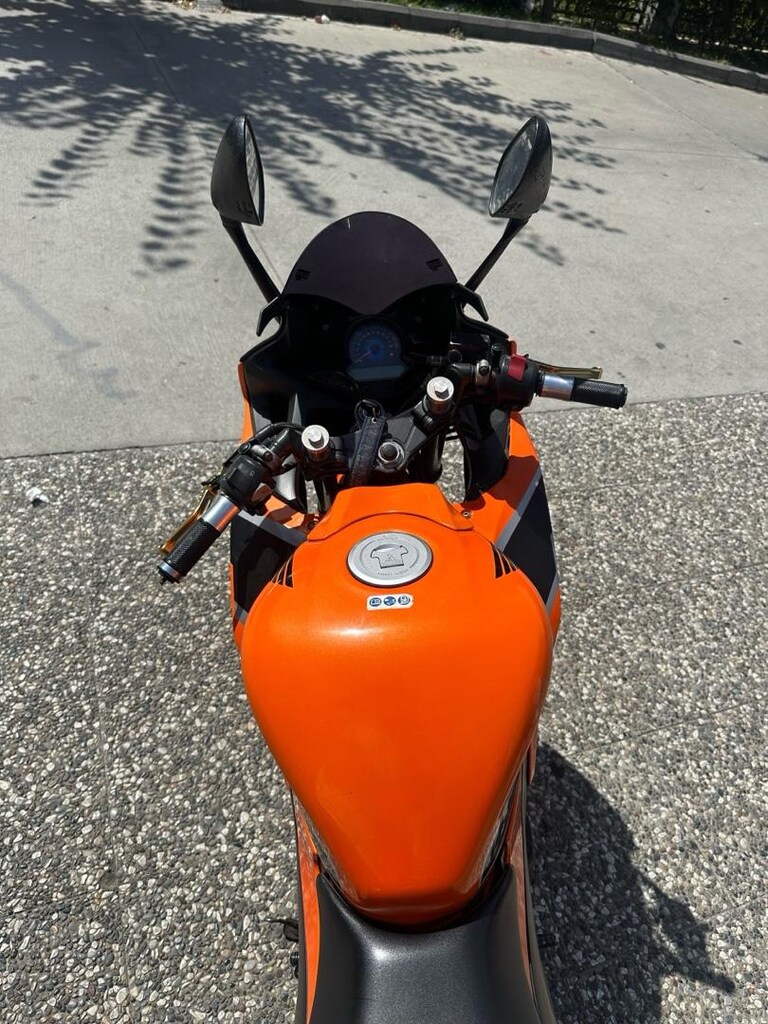 cbr 250r - 2