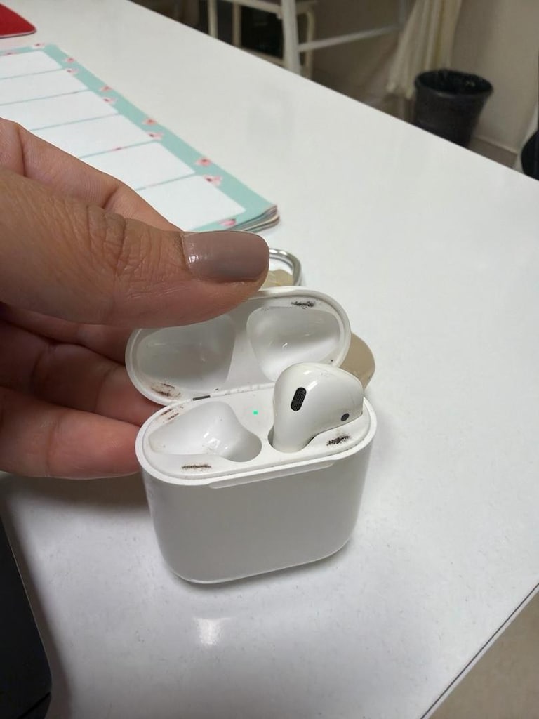 air pods - 3
