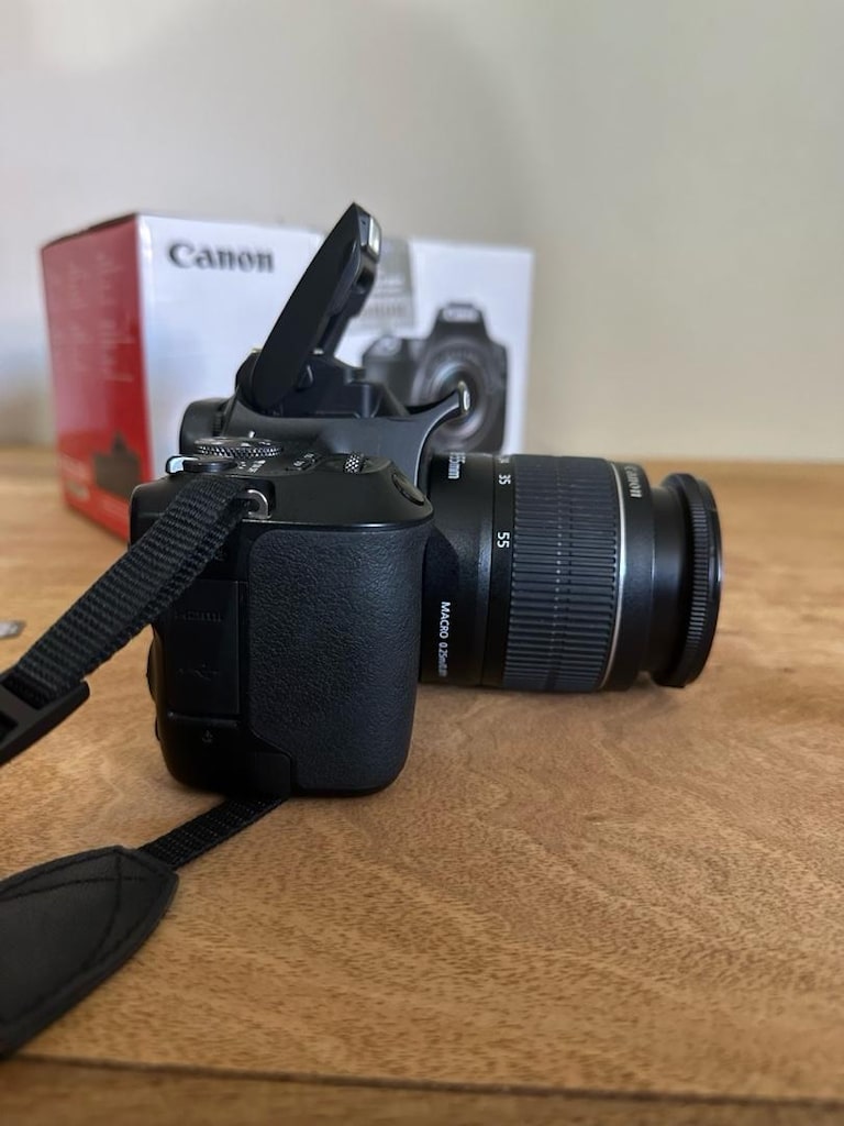 Canon EOS 250D - 4