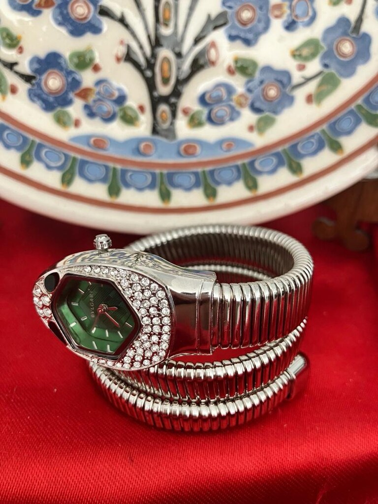 Bvlgari Yeşil Kadranlı yılan kordon Taşlı kadın Saat… - 5