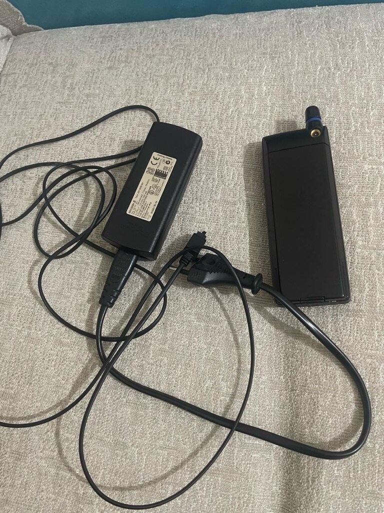 Eski telefon şarj aleti ile birlikte telefon çalışıyordu - 5