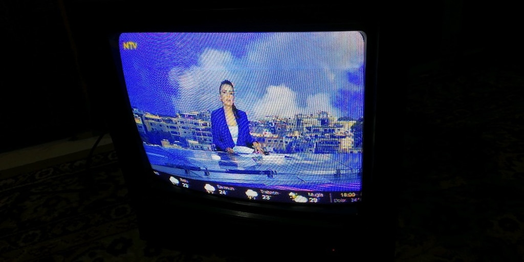 Arçelik 37 ekran televizyon - 10