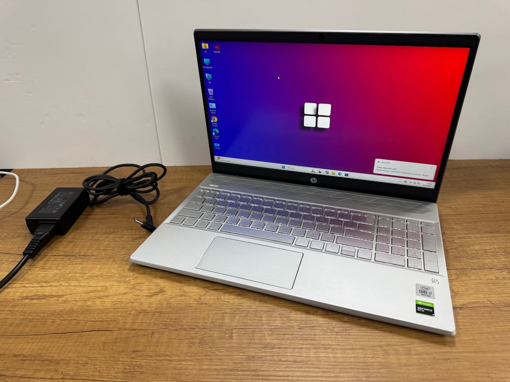 HP LAPTOP İ7 10.NESİL 16 GB RAM 512 GB SSD GTX1050 - 9