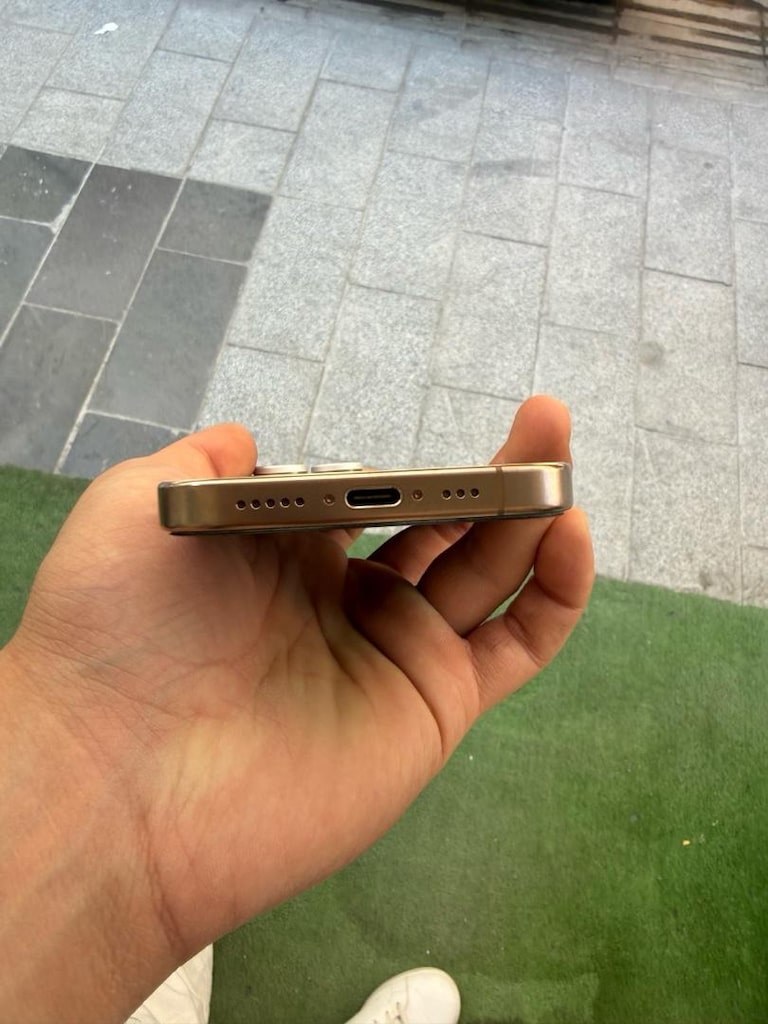 İPhone 16 Pro Yd - 3