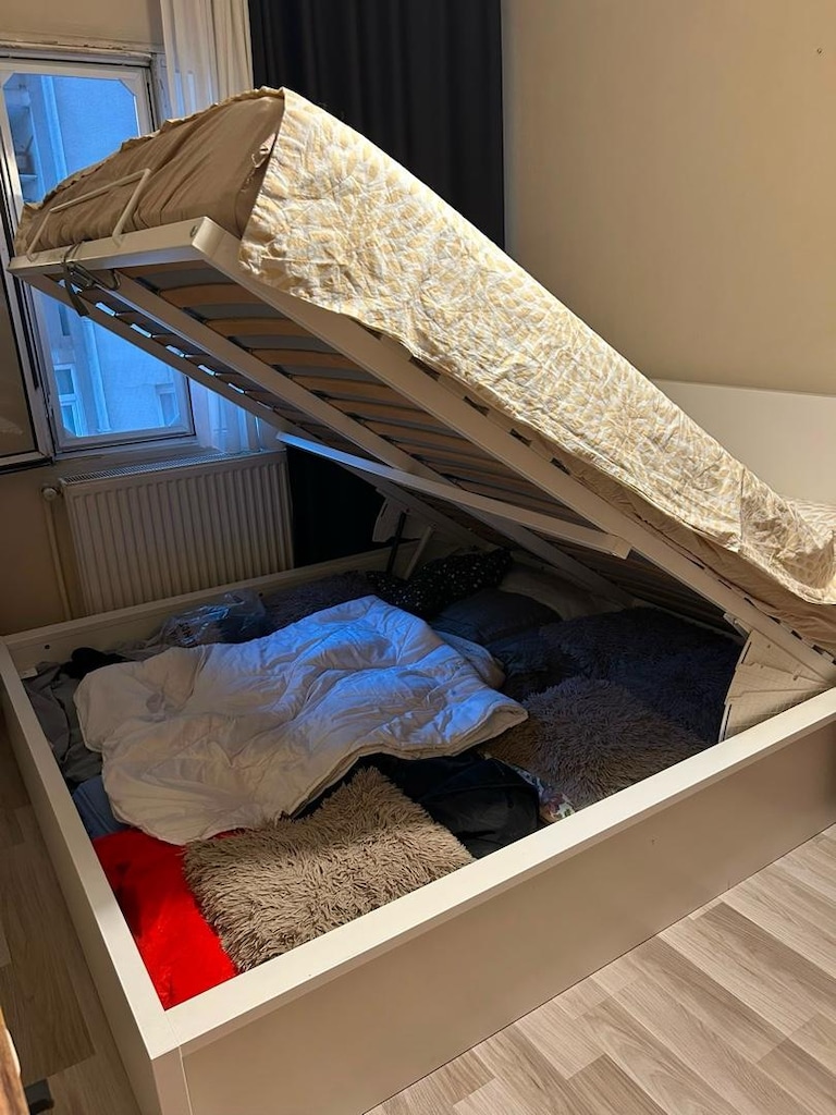 ikea bazalı yatak