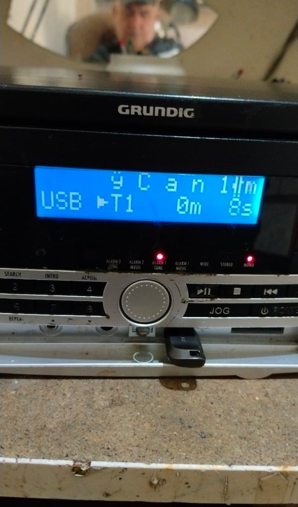 TEMİZ KULLANILMIŞ GRUNDİG - CDS - 5000 DEC MARKA VE MODEL NUMARALI SET - 10