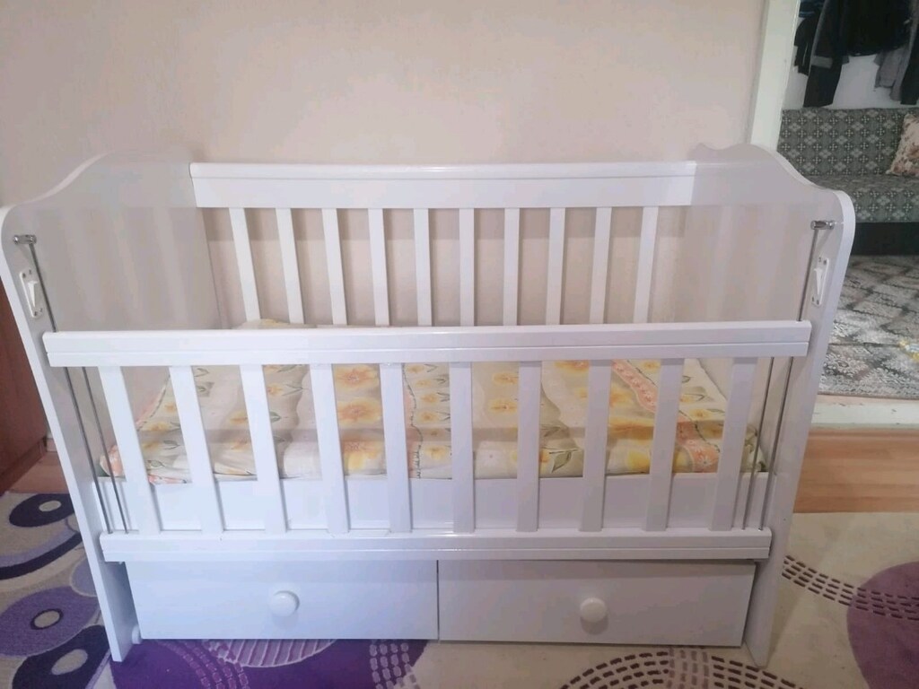 Çekmeceli Sallanır Bebek Beşiği 60x120 – Temiz Kullanılmış - 2