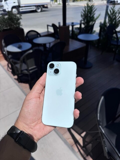 iPhone 15 128gb