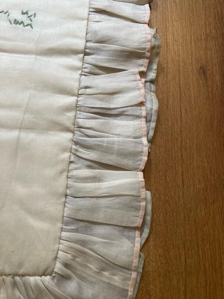 Antika bebek beşiği örtüsü ve yastık kılıfı - 3