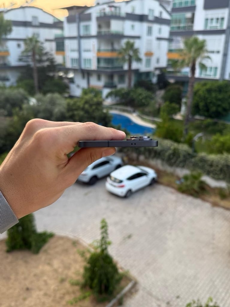 Samsung S25 Edge 256GB YD - 4